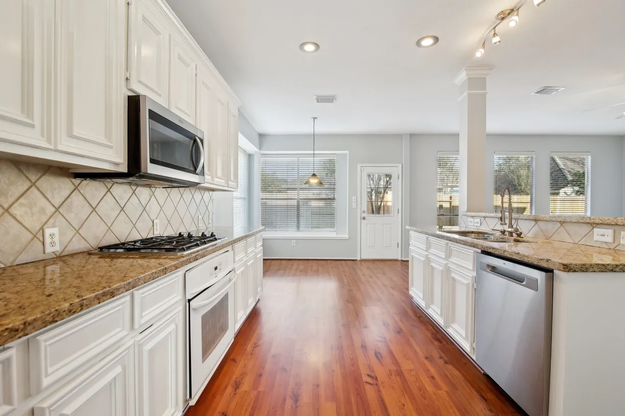 Houston Real Estate | View 16210 Broken Timber Circle | room 2