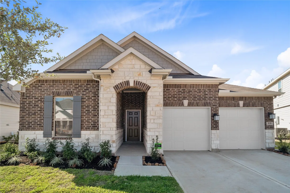 Houston Suburbs Real Estate | View 3535 Sage Green Trail | 3 Beds, 2 Baths