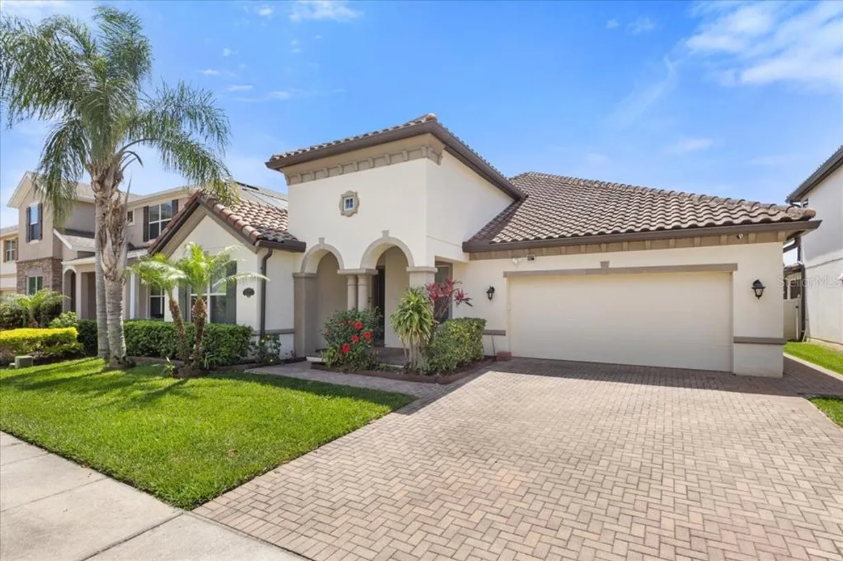 Central Florida Real Estate | View 9227 Outlook Rock Trail | 4 Beds, 4 Baths