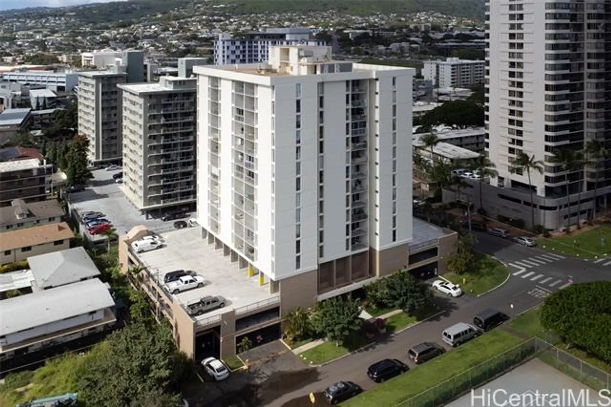 Hawaii Real Estate | View 2714 Kahoaloha Lane, #503 | room 2