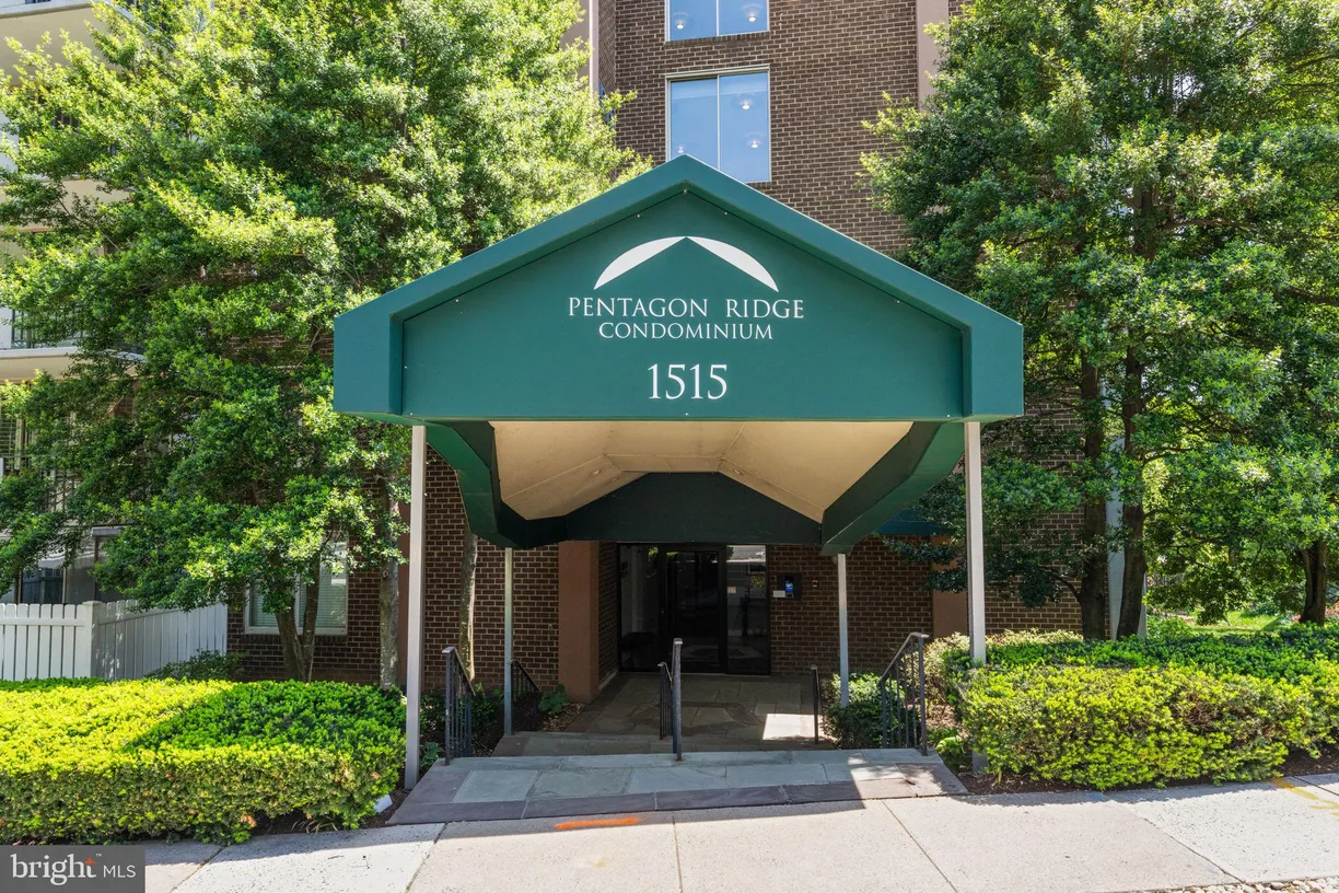 Washington Metro Area Real Estate | View 1515 S Arlington Ridge Road Unit# 402 | room 1