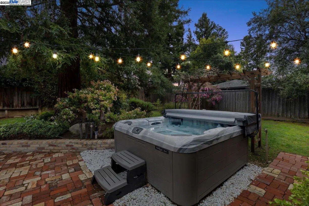 Northern California Real Estate | View 1512 Davis Avenue | room 1