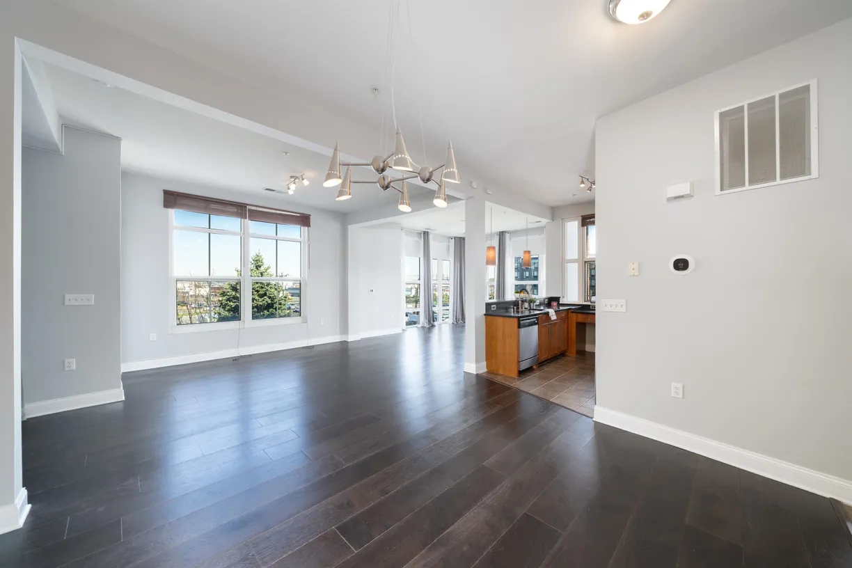 Jersey City/Hoboken Real Estate | View 3 Greenwich Dr Unit# 88 | room 1