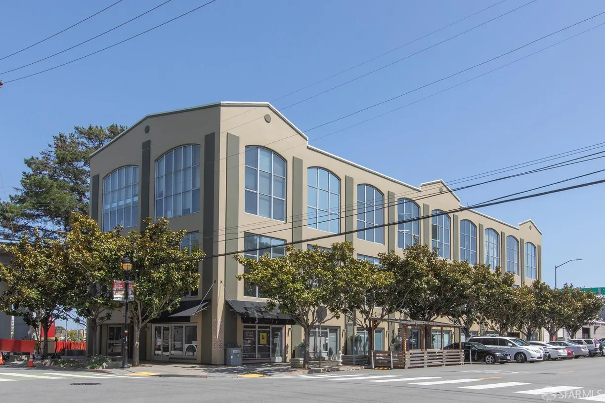 Northern California Real Estate | View 701 Pennsylvania | 1 Bed, 2 Baths