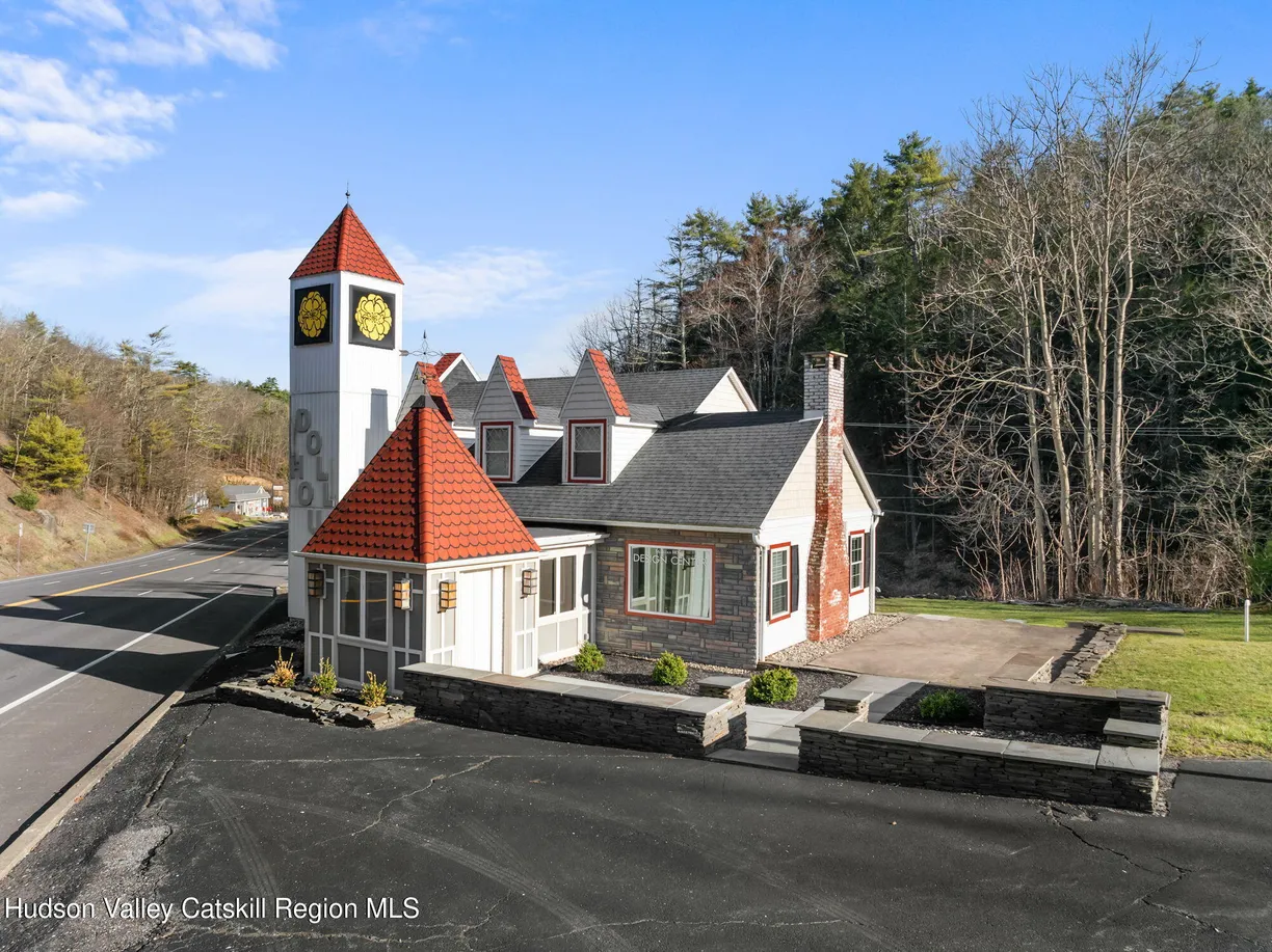 Hudson Valley Real Estate | View 661-667 Ny-28 | room 2
