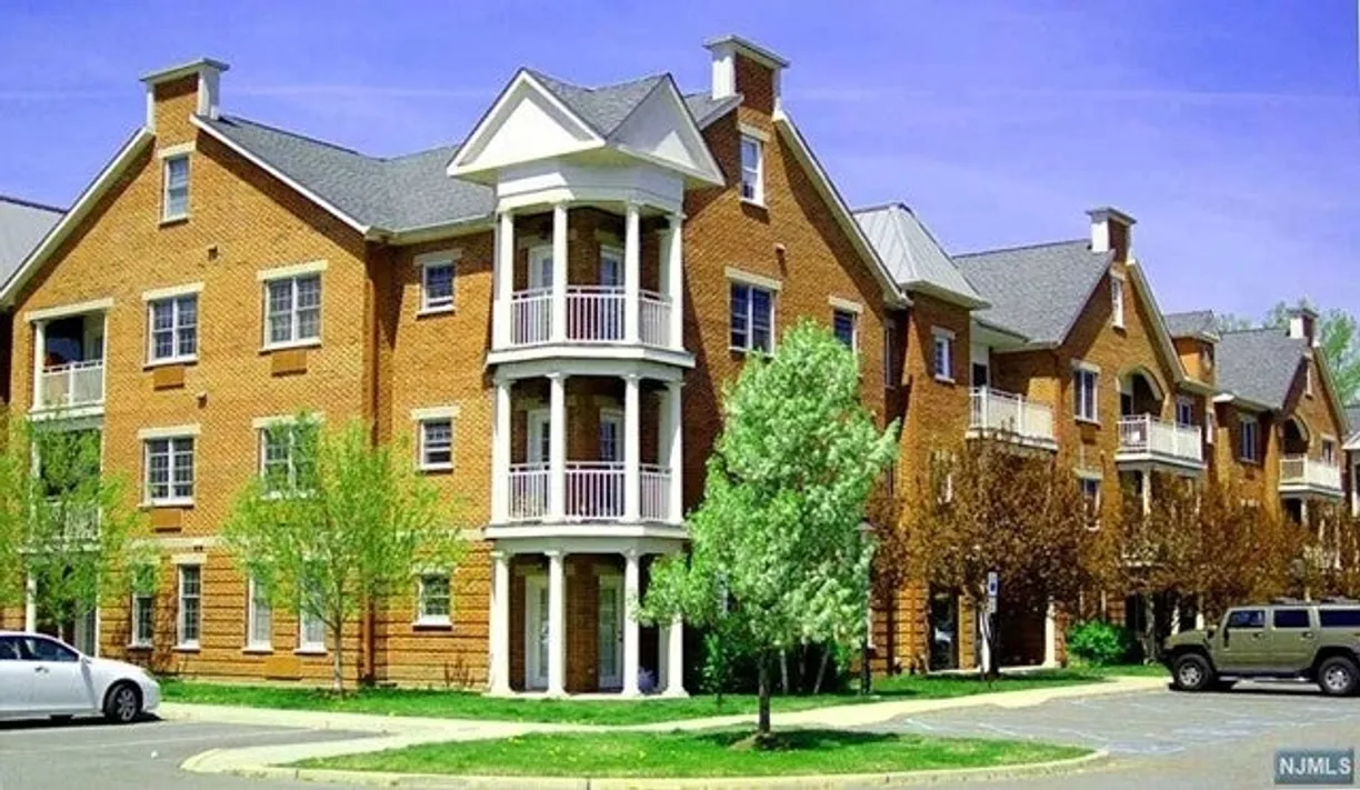 Bergen County Real Estate | View 2306 Tenakill Park Drive #2306 | 2 Beds, 2 Baths