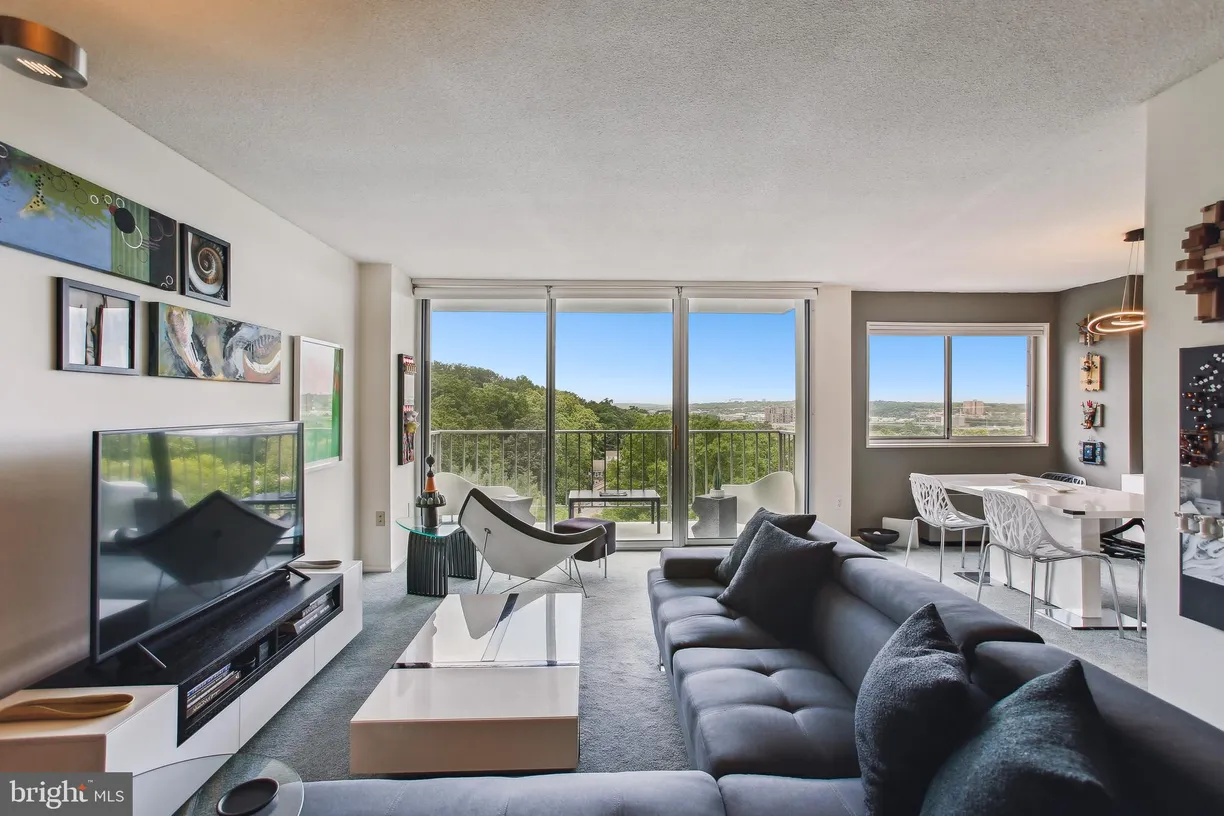 Washington Metro Area Real Estate | View 2059 Huntington Avenue Unit# 1406 | 2 Beds, 2 Baths