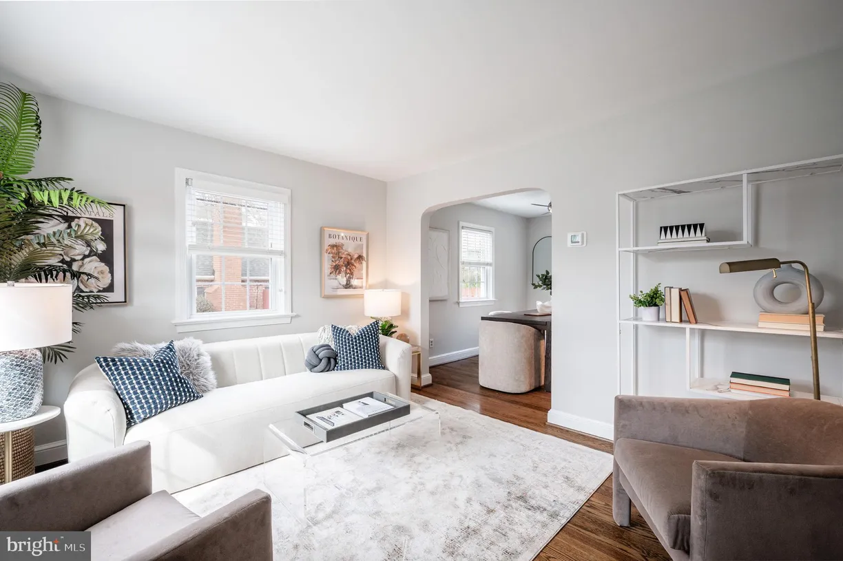 Washington Metro Area Real Estate | View 1411 Mount Vernon Avenue | room 2