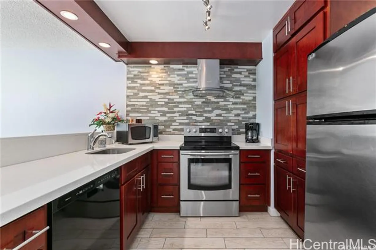 Hawaii Real Estate | View 84-680 Kili Drive, #1310 | room 2