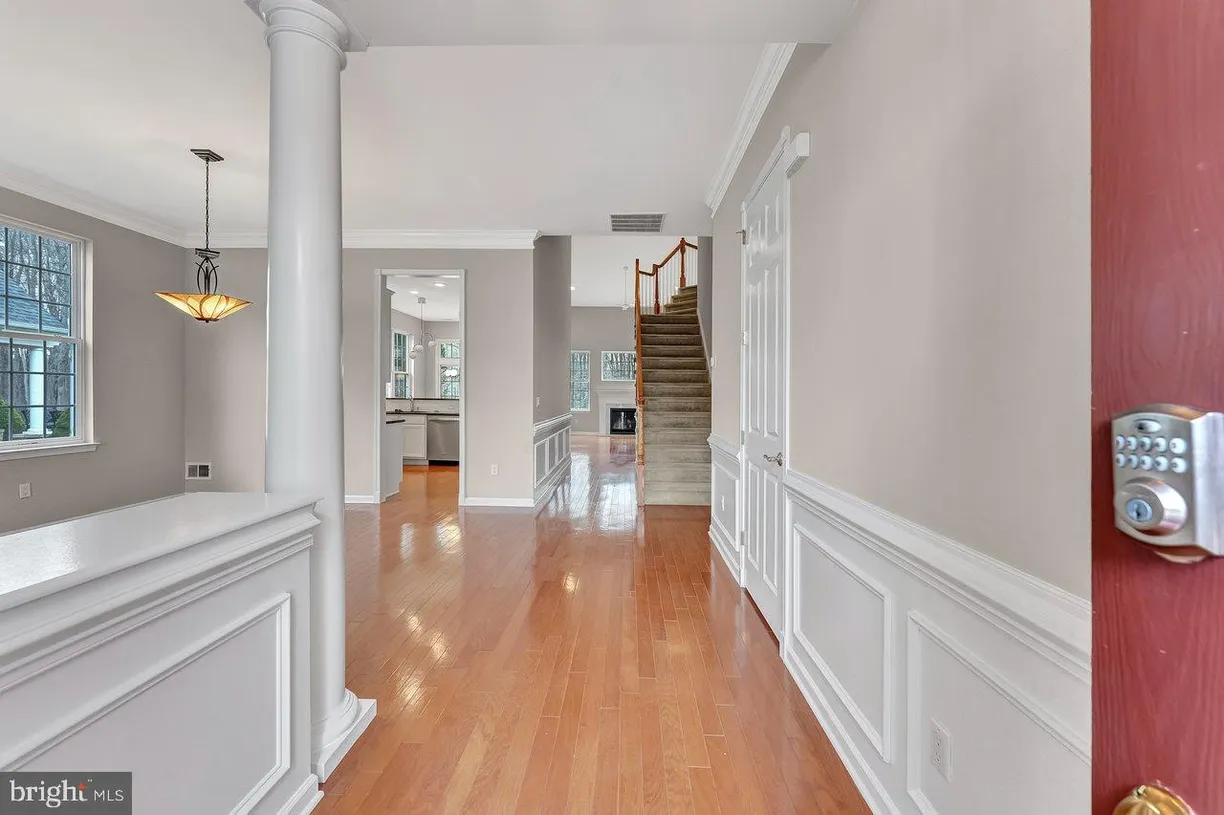 Central NJ/Bucks County, PA Real Estate | View 32 Edgemere Drive | room 1