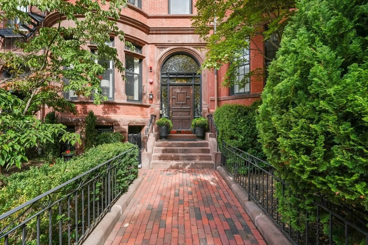 Boston, MA Real Estate | View 255 Marlborough St #3 | room 1