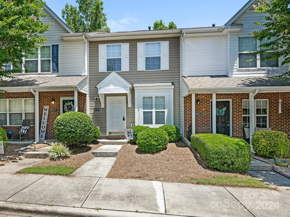 Charlotte Real Estate | View 8069 Kennet Lane | 2 Beds, 1 Bath