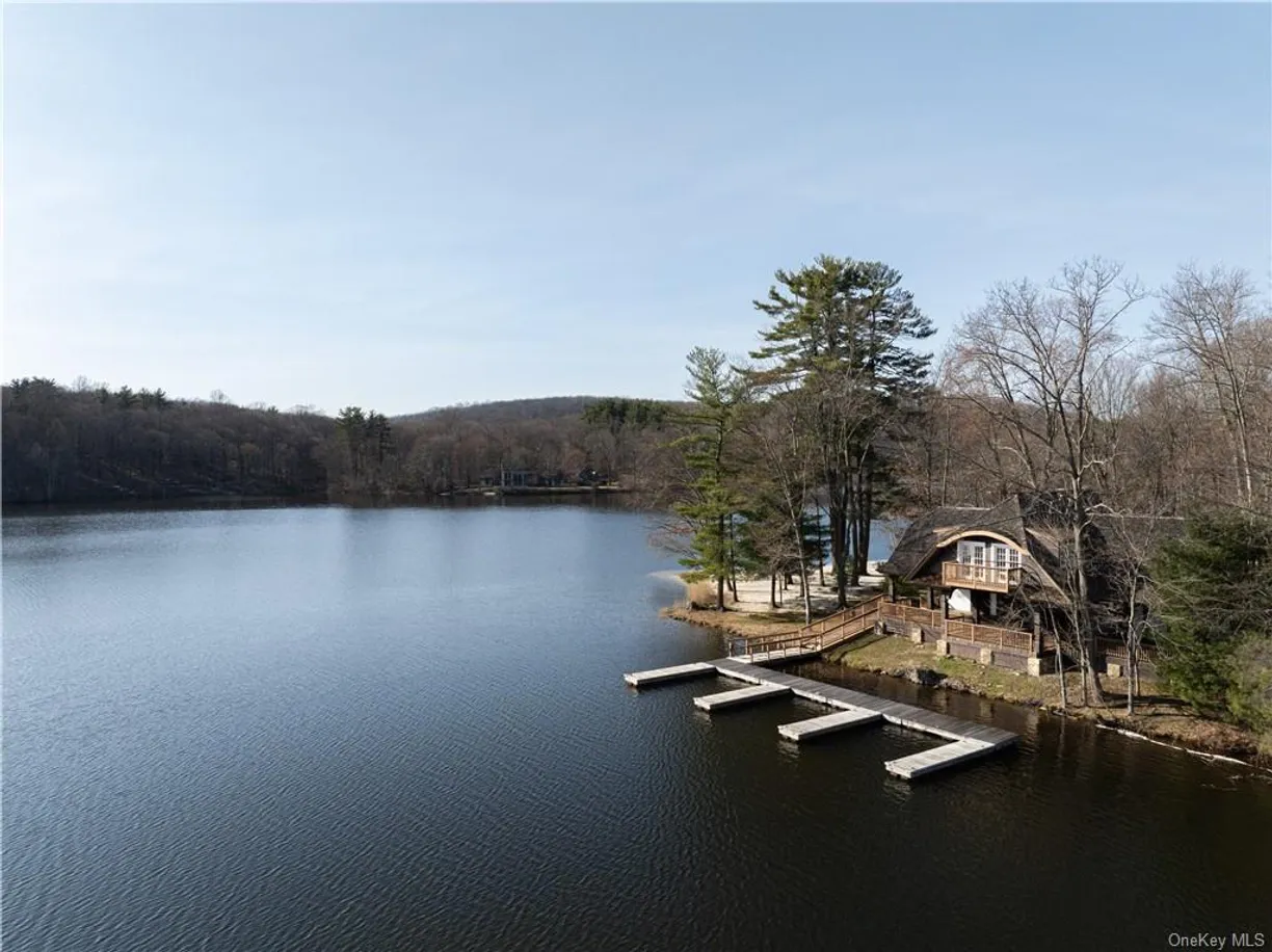 Rockland/Orange/NJ Real Estate | View 12 Pierson Lakes Road | room 1