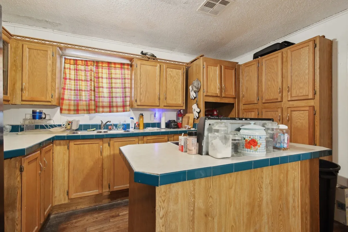 Houston Real Estate | View 10470 Alcott Drive | room 2