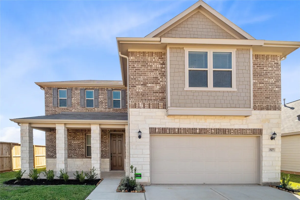 Houston Suburbs Real Estate | View 3527 Sage Green Trail | 4 Beds, 2 Baths