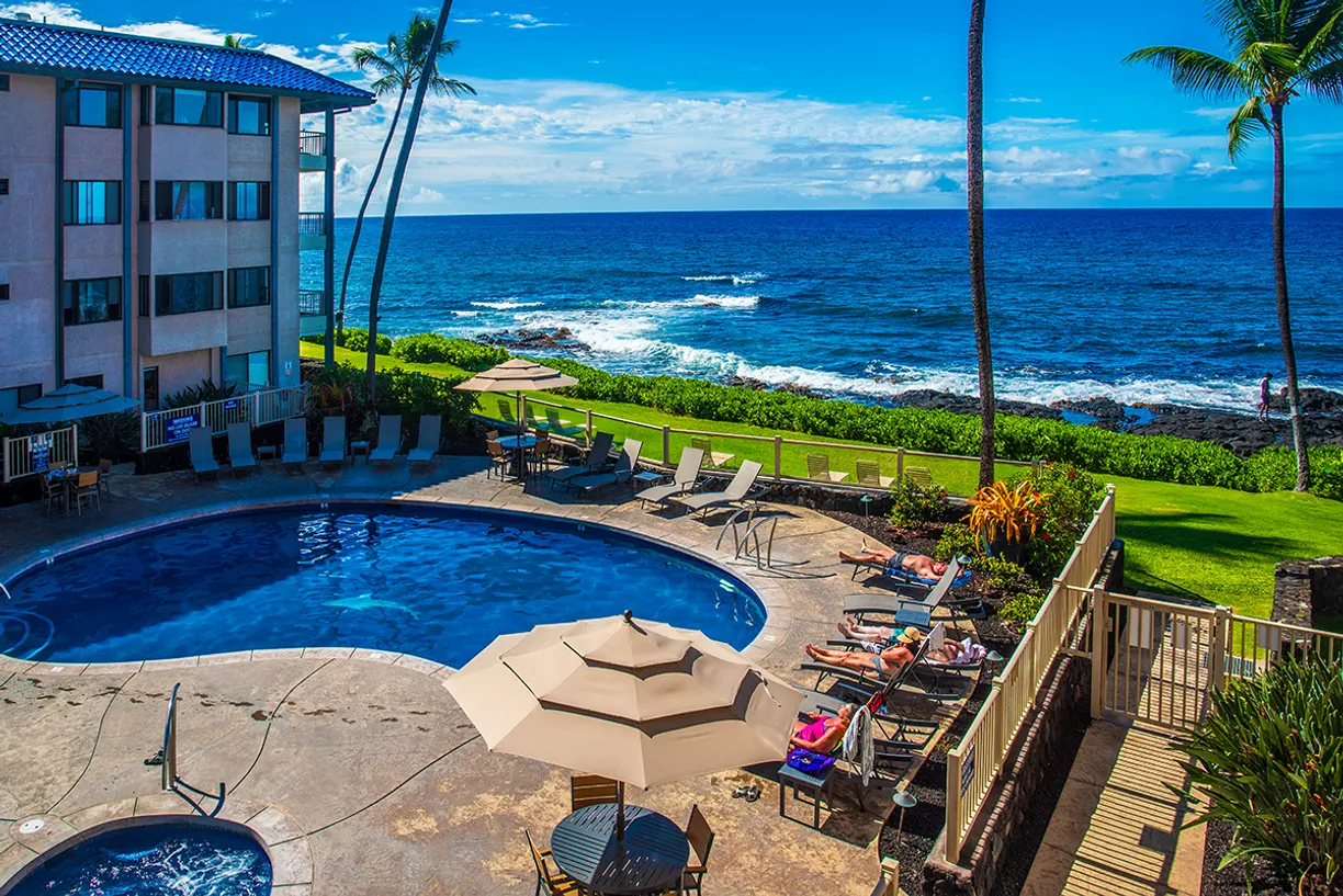 Hawaii Real Estate | View 75-5888 KONA REEF, #E23 | 1 Bed, 1 Bath