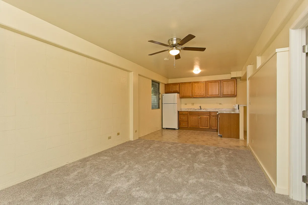 Hawaii Real Estate | View 1425 Punahou Street, #101 | 1 Bed, 1 Bath