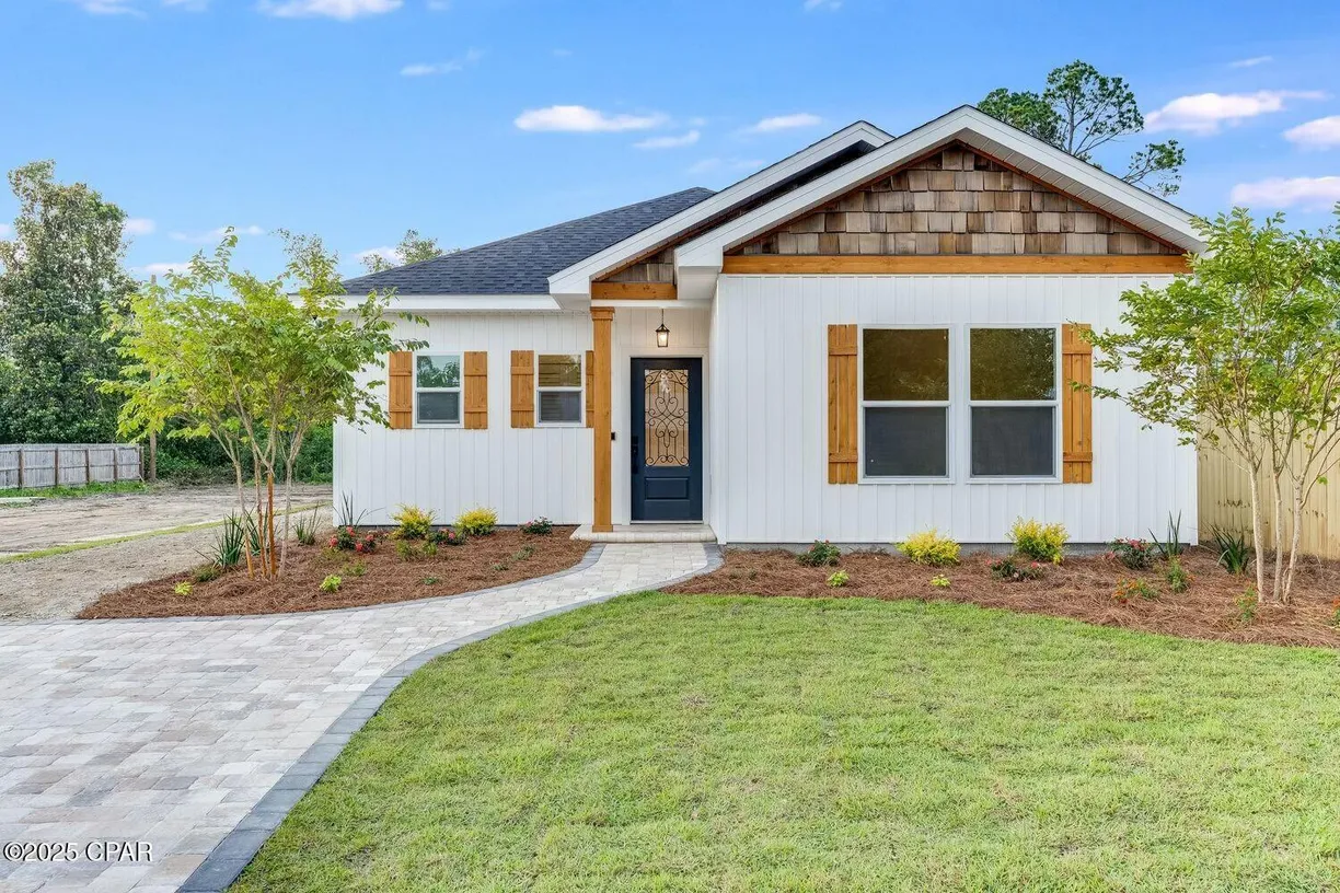 Northwest Florida Real Estate | View 1443 1st Street | 3 Beds, 2 Baths