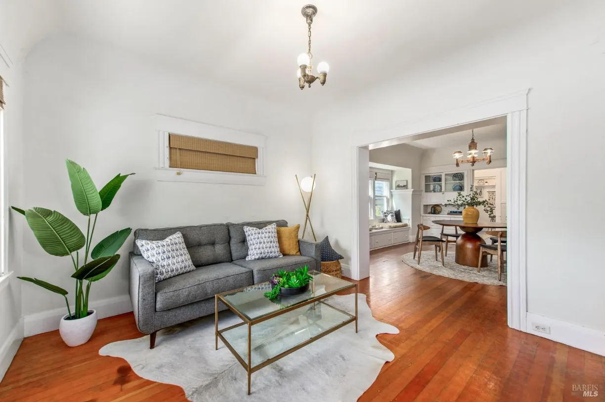 Northern California Real Estate | View 651 King Street | room 1