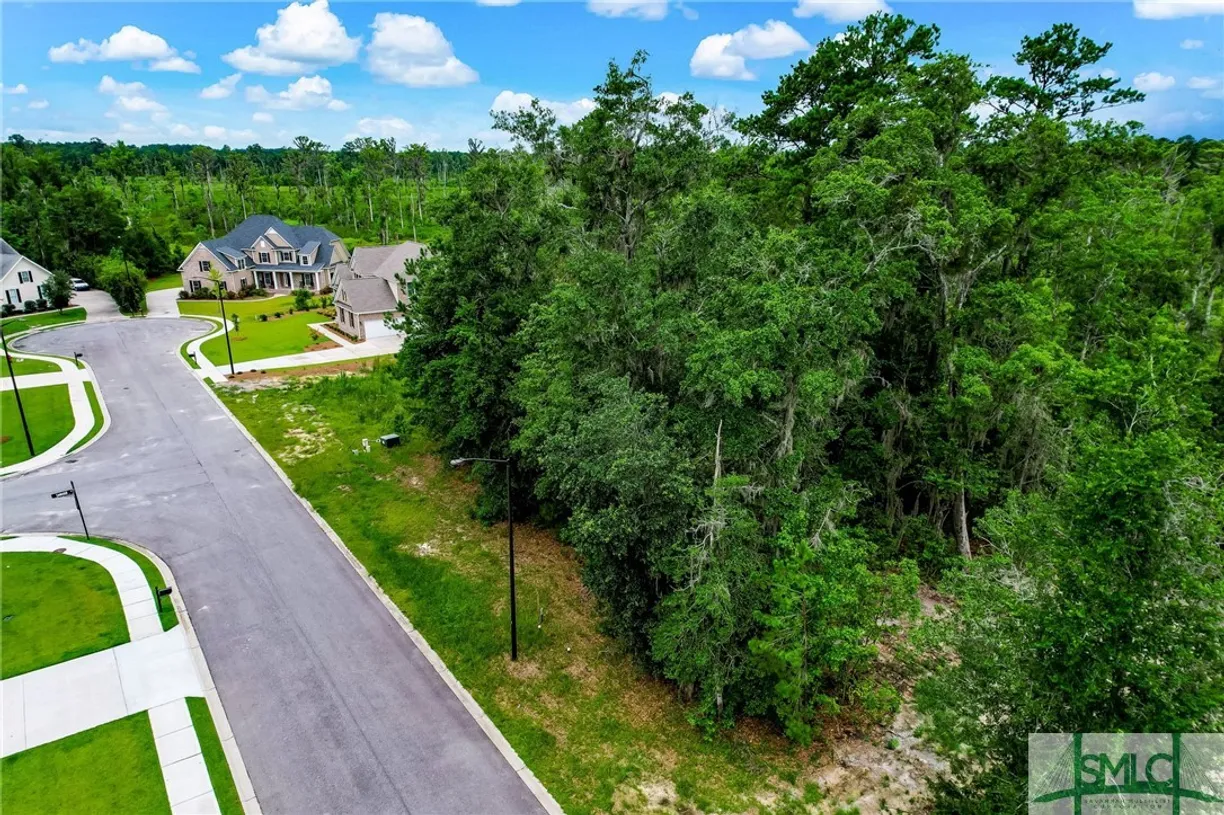 Savannah Real Estate | View 7 Linden Hill Court | room 1 | View 2