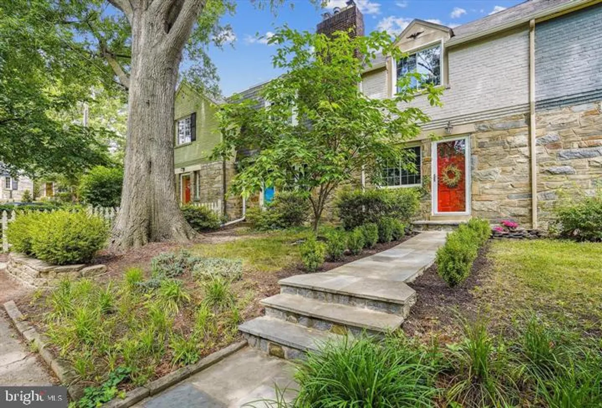 Washington Metro Area Real Estate | View 705 Avon Place | room 1