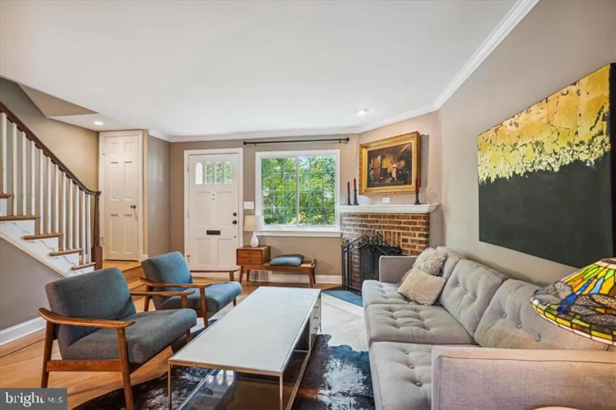 Washington Metro Area Real Estate | View 705 Avon Place | room 2