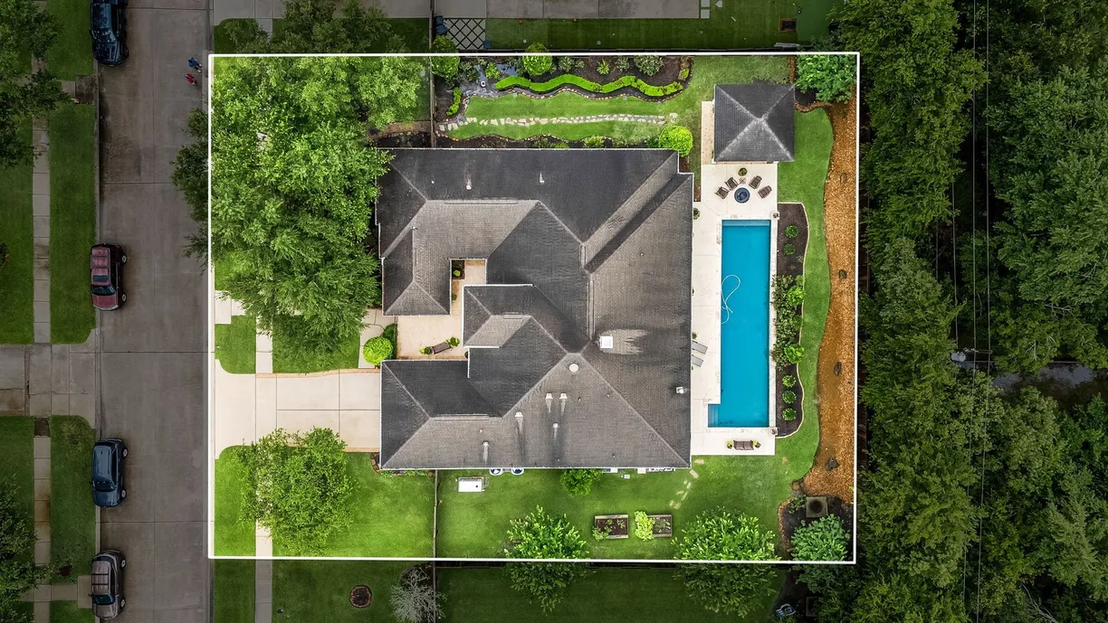 Houston Suburbs Real Estate | View 212 Salmon Creek Lane | room 2