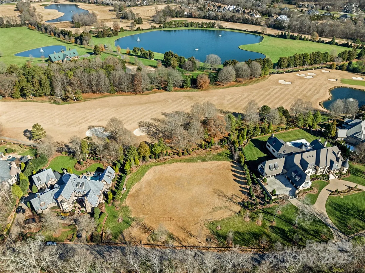 Charlotte Real Estate | View 8710 Chewton Glen Drive | room 1
