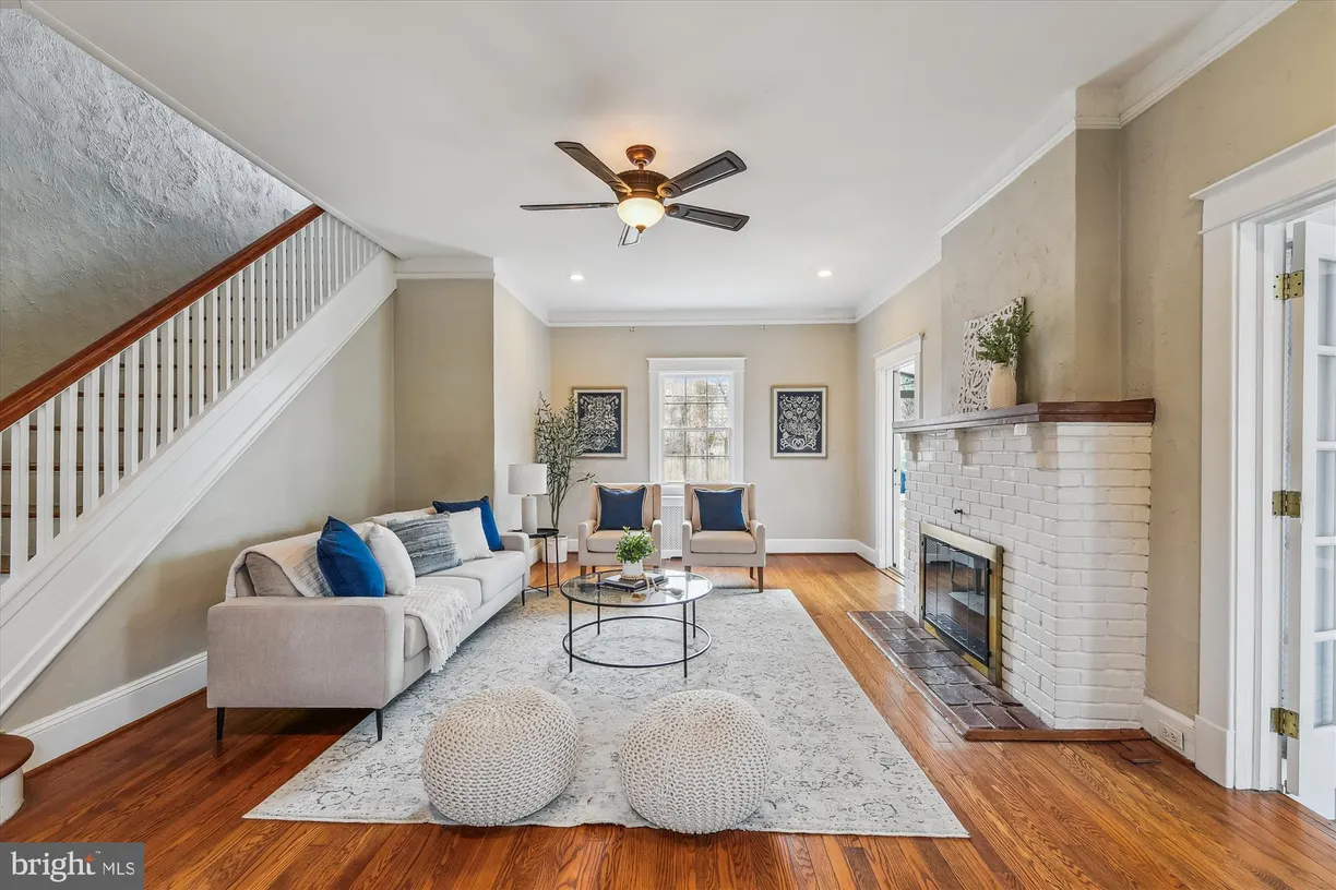Washington Metro Area Real Estate | View 11 Florida Road | room 1