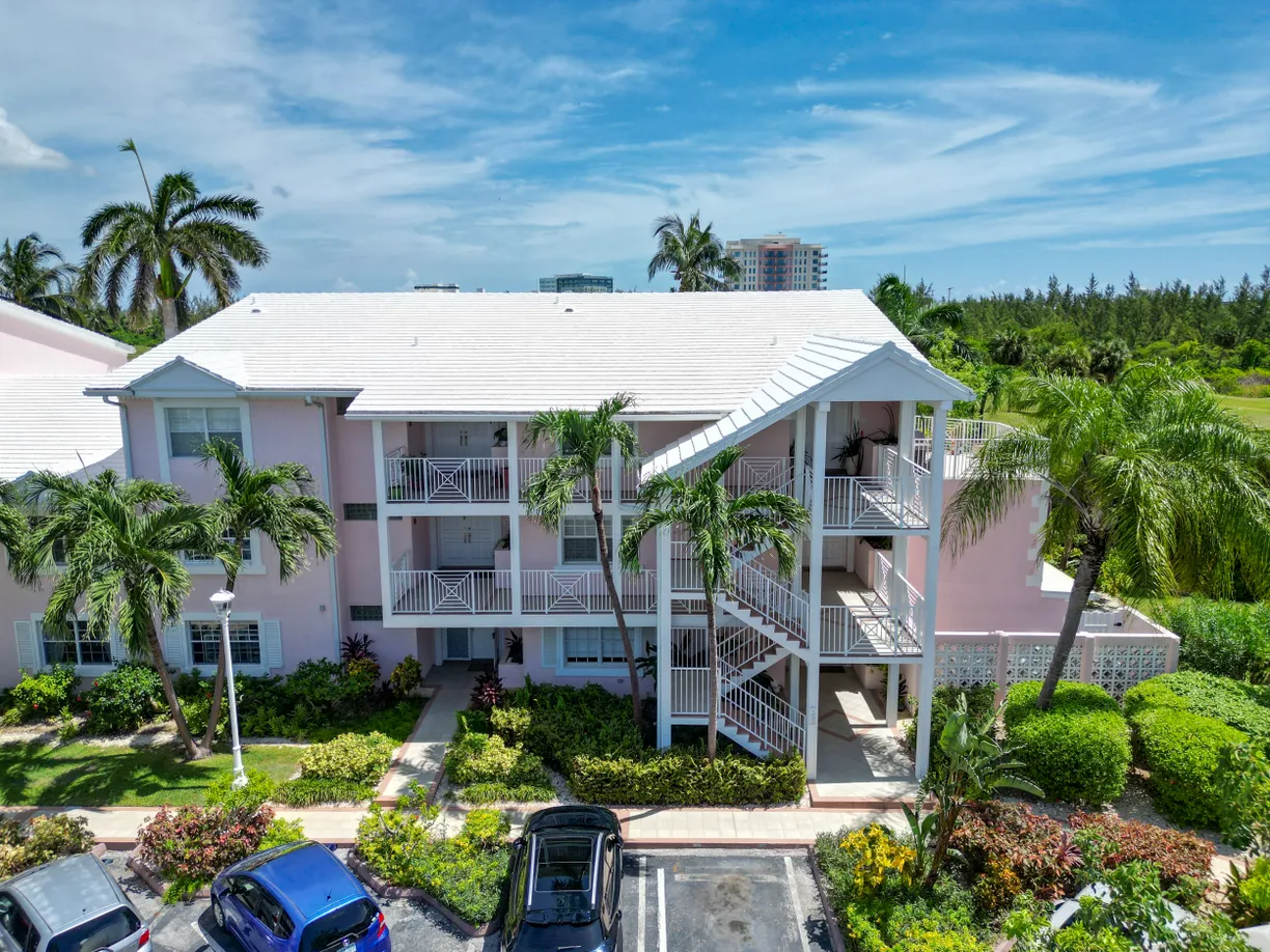 Cayman Islands Real Estate | View Britannia Second Floor 3 Bed | Britannia 312 - web-4