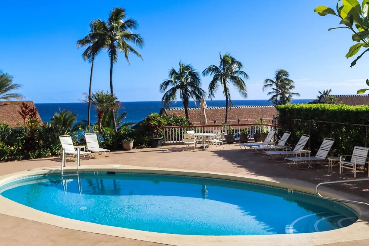 Hawaii Real Estate | View 1763 PEE RD, #305 | room 2