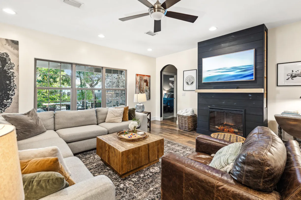 Northwest Florida Real Estate | View 209 Forest Park Drive | room 2