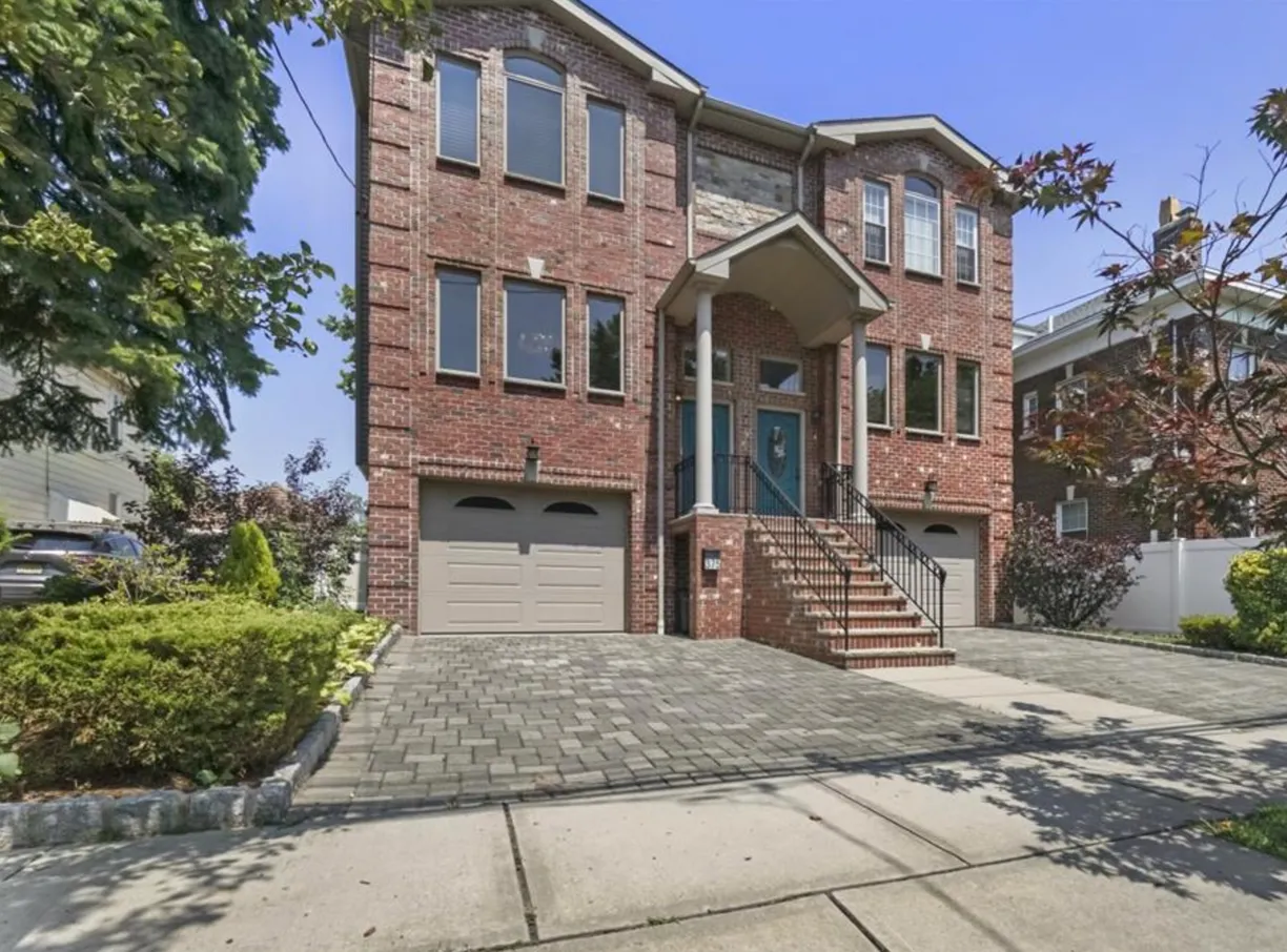Bergen County Real Estate | View 375 Greenmount Avenue | 3 Beds, 3 Baths