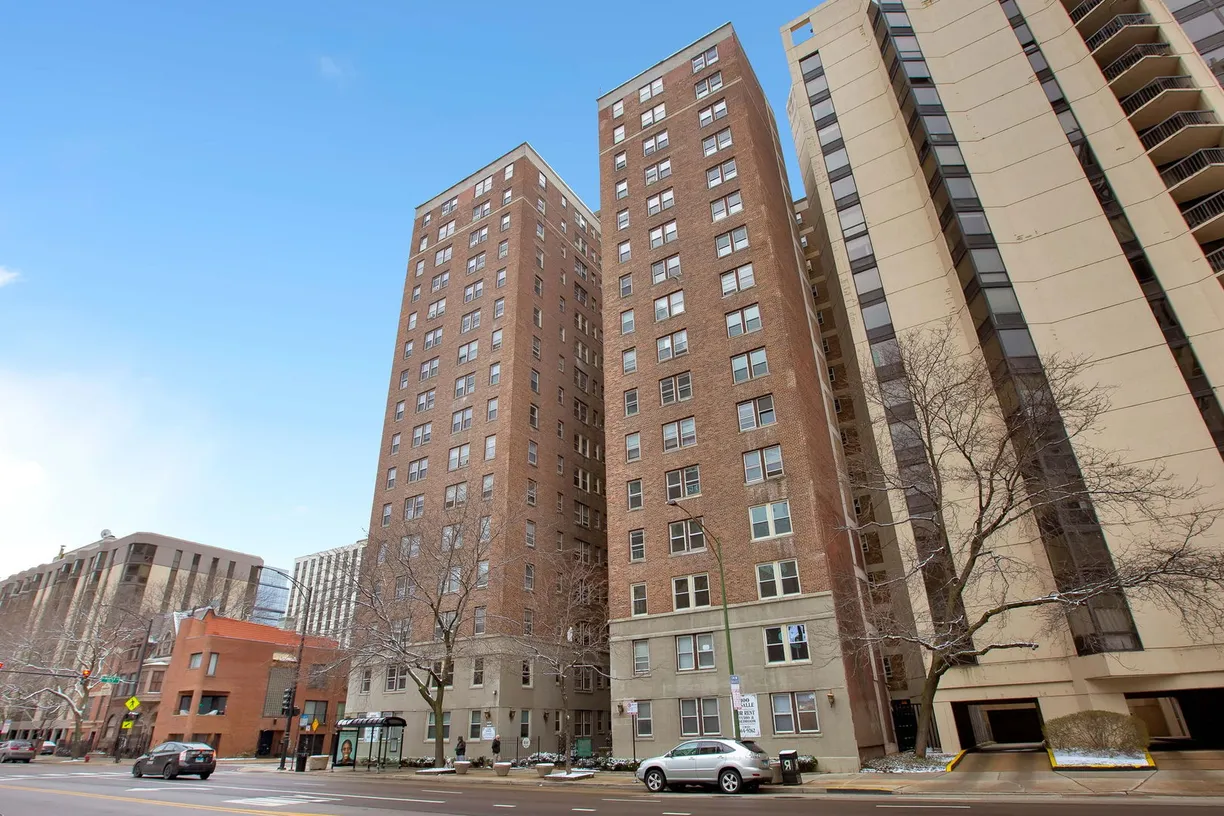 Chicago Real Estate | View 1100 N Lasalle, 1318 | 1 Bath
