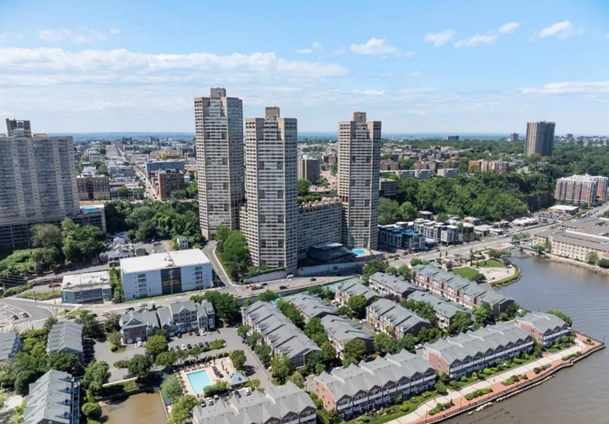 Bergen County Real Estate | View 7000 JFK Blvd E 40B 40B | 3 Beds, 2 Baths
