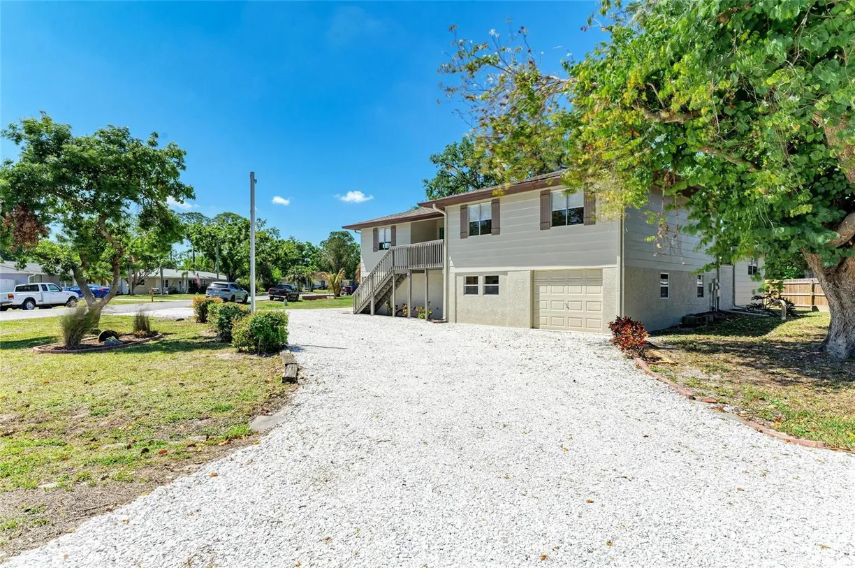 Sarasota/St. Petersburg Real Estate | View 5311 San Jose Drive | room 2