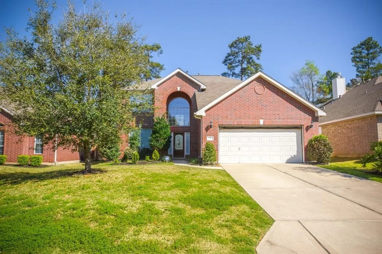 The Woodlands Real Estate | View 14 Griffin Hill Court | 4 Beds, 3 Baths