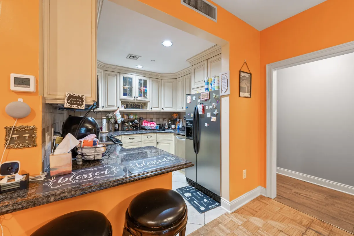 Jersey City/Hoboken Real Estate | View 208 Shearwater Ct West Unit# 31 | room 2