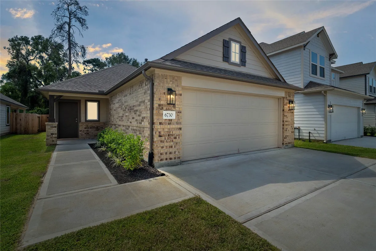 Houston Suburbs Real Estate | View 6730 Old Cypress Landing Lane | 3 Beds, 2 Baths