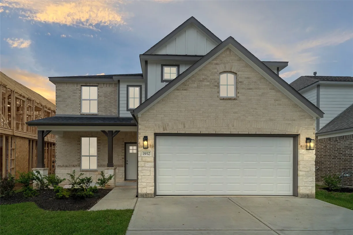 Houston Suburbs Real Estate | View 1932 Scarlet Yaupon Way | 4 Beds, 2 Baths