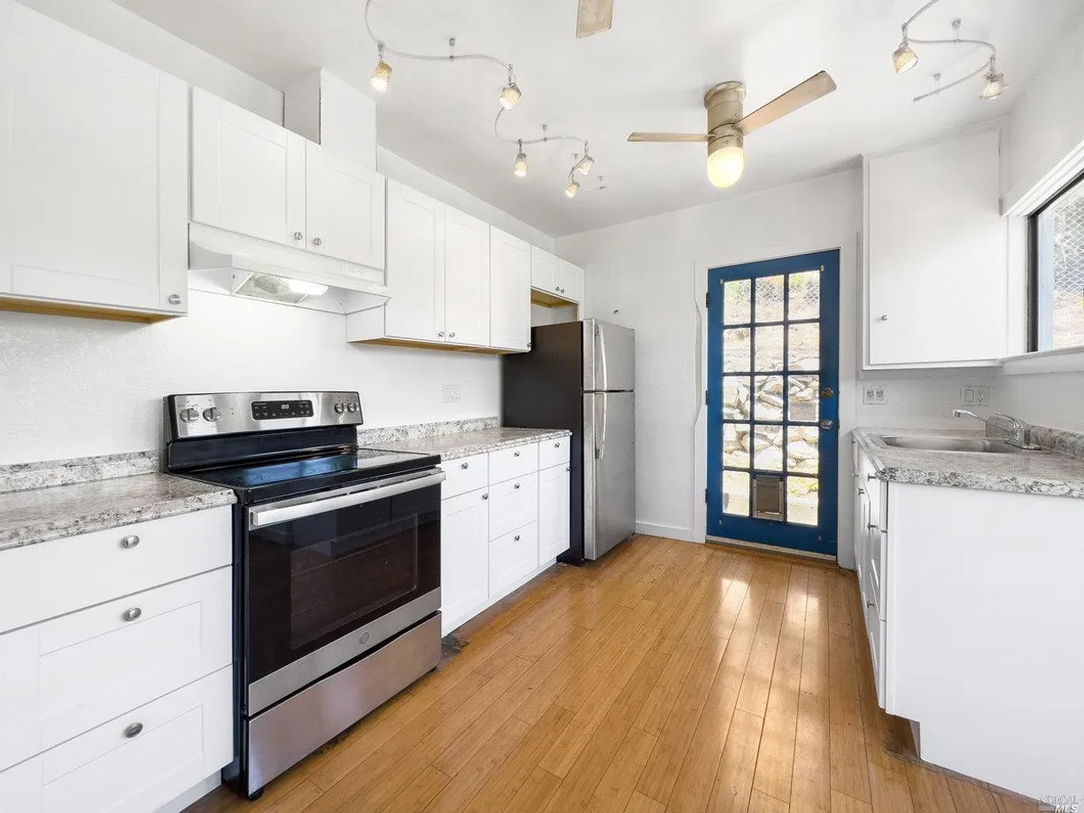 Northern California Real Estate | View 33 Park Way | room 1