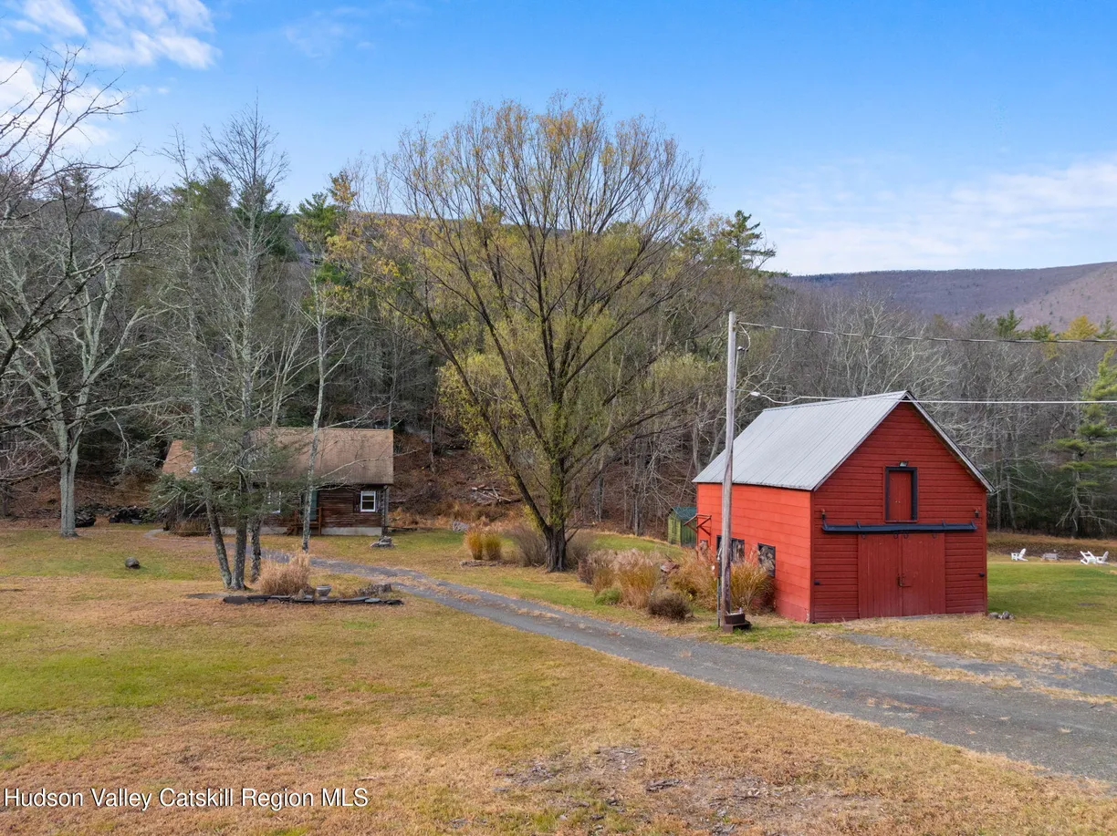 Hudson Valley Real Estate | View 457 Manorville Road | 2 Beds, 1 Bath