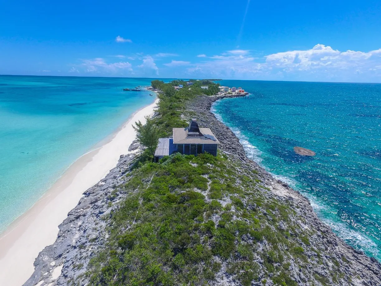Bahamas Real Estate | View Lot X House Rose Island | room 1