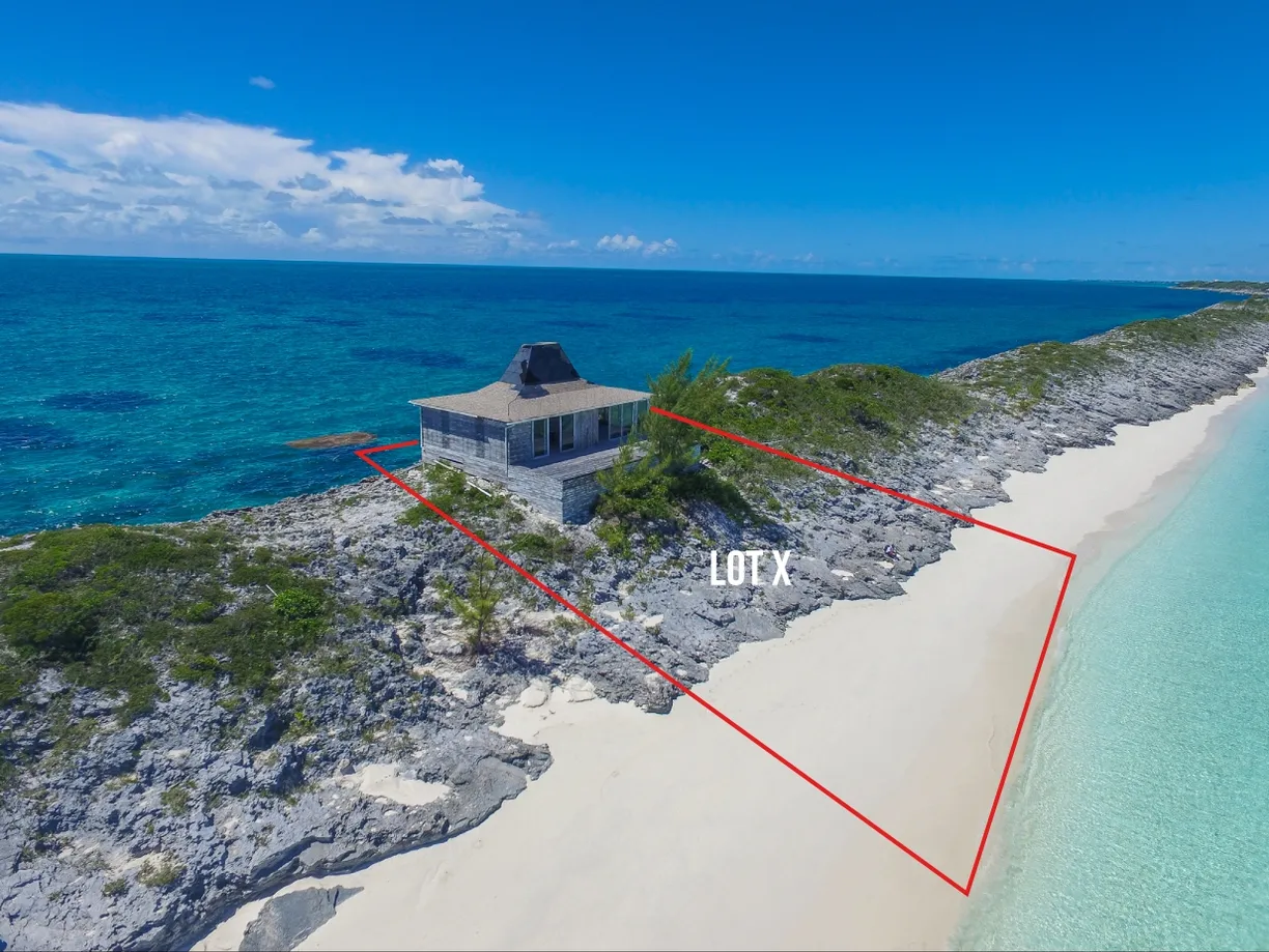 Bahamas Real Estate | View Lot X House Rose Island | 2 Beds, 3 Baths