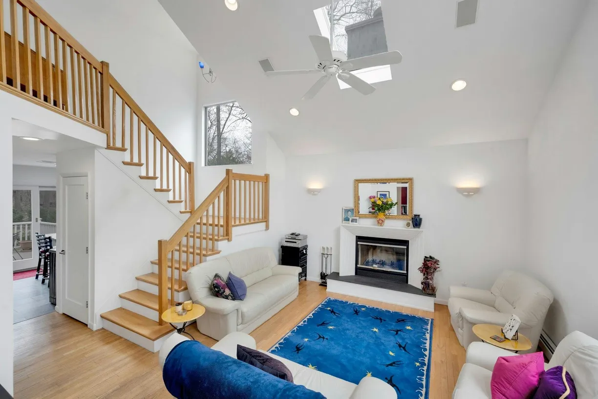 Westchester Real Estate | View 1 Scala Court | room 2