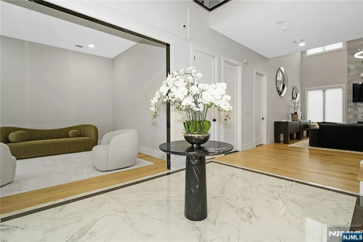 Bergen County Real Estate | View 322 Bullard Avenue | room 1