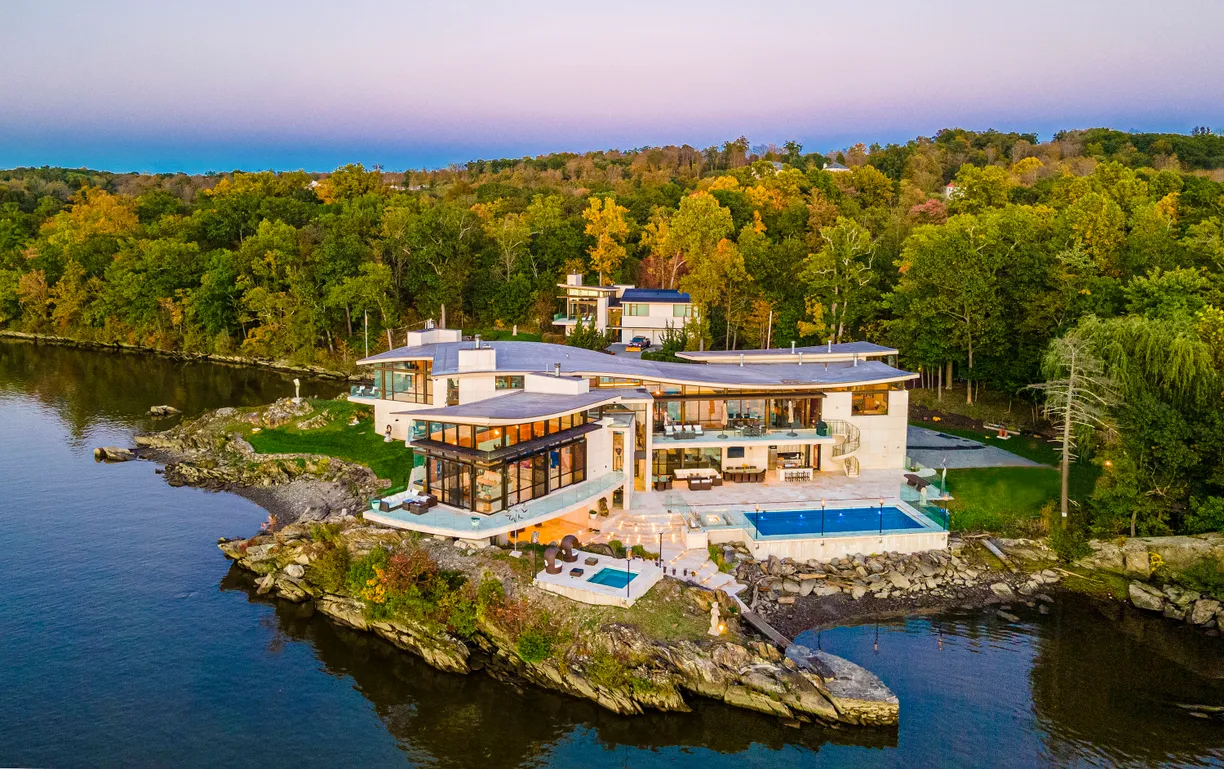 Hudson Valley Real Estate | View 46 Ledgerock Lane | 5 Beds, 7 Baths