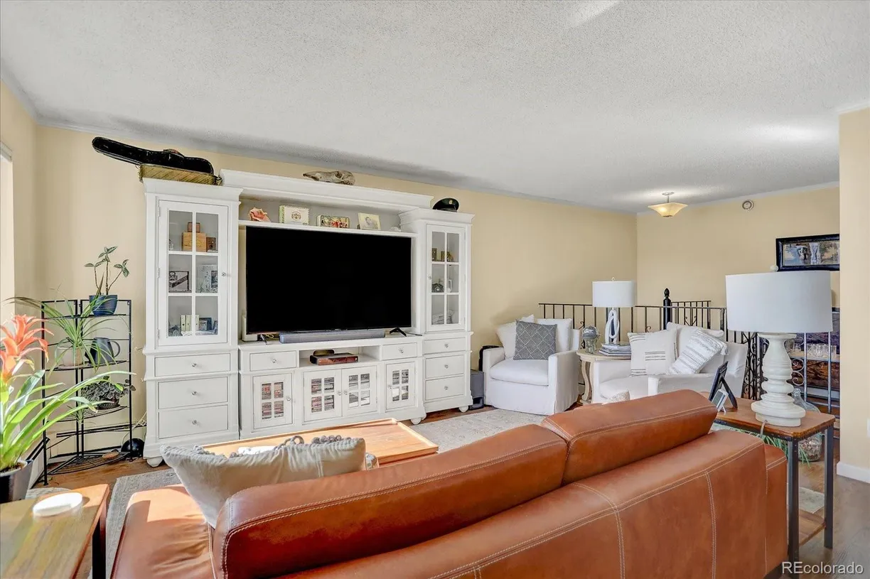 Denver Real Estate | View 7040 E Girard Avenue Unit# 406 | room 2