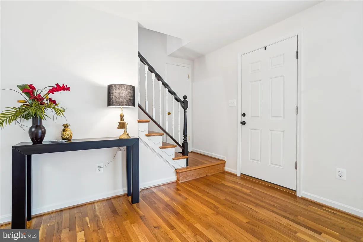 Washington Metro Area Real Estate | View 5420 Eastbourne Drive | room 2
