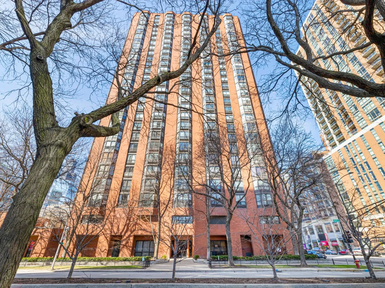 Chicago Real Estate | View 899 S Plymouth, 1108 | room 1
